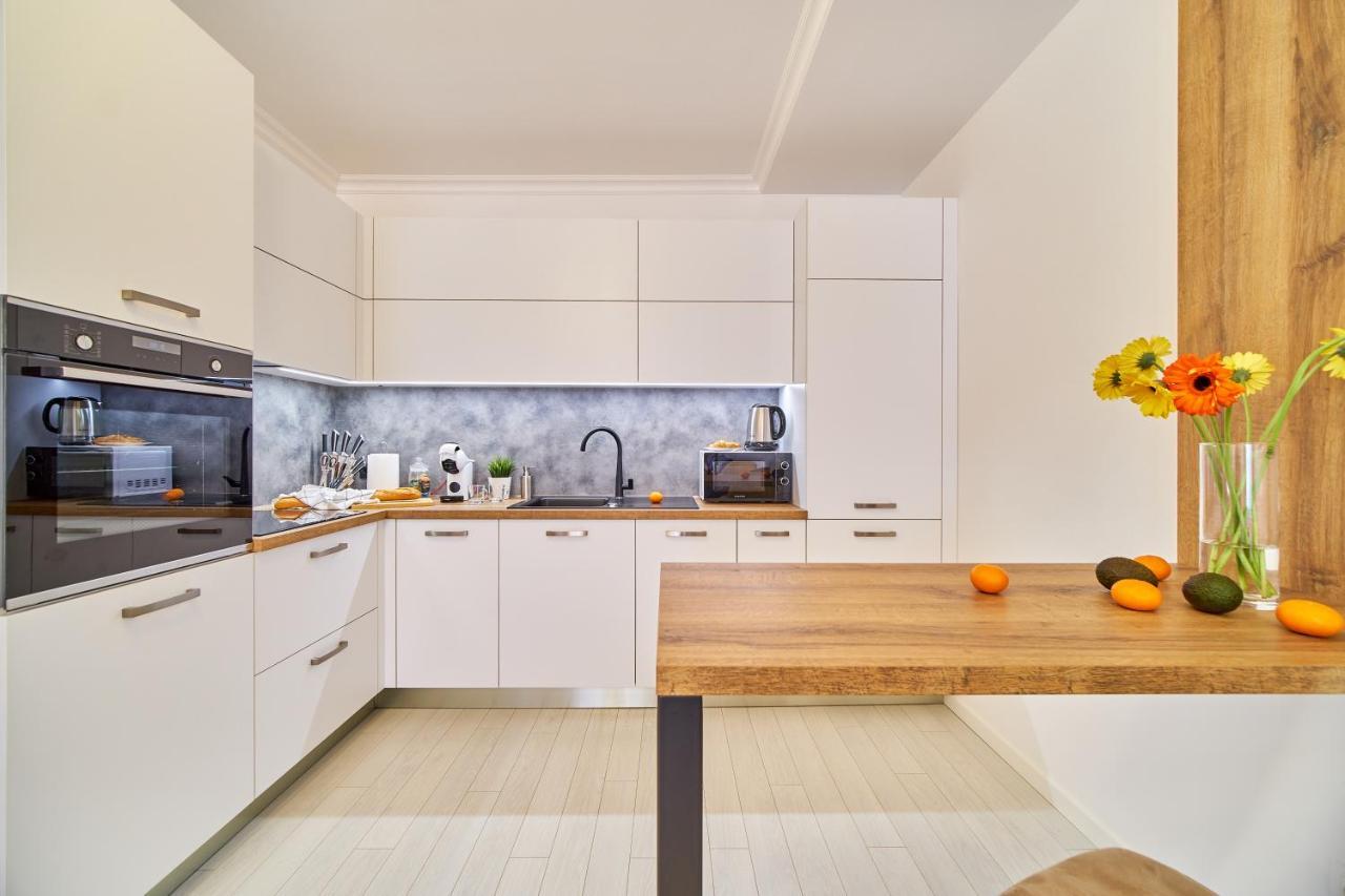 Premium Center Apartment In Grand Karavel Varna Exterior photo